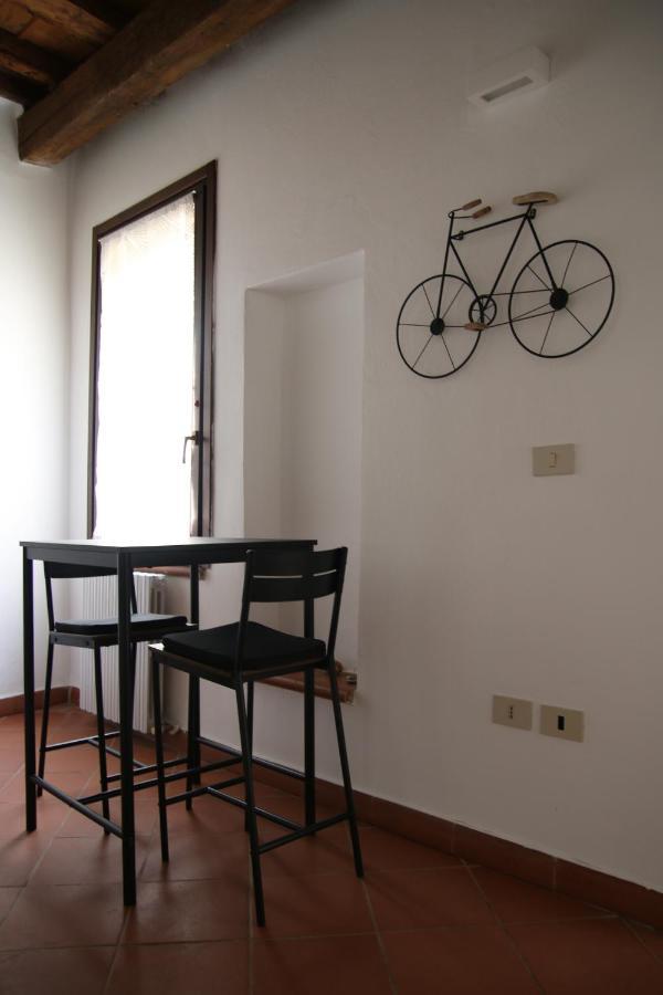 Le Vie Del Centro Apartman Ferrara Kültér fotó
